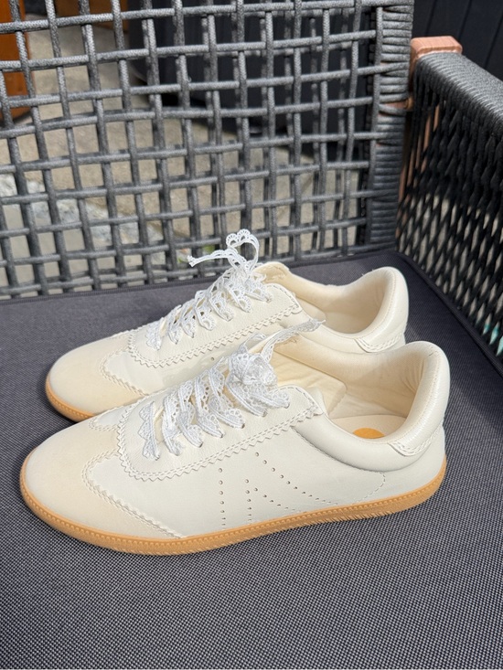 MIA Shoes - MIA Cream White Suede Leather Lace Scallop Gum Sole Sneakers